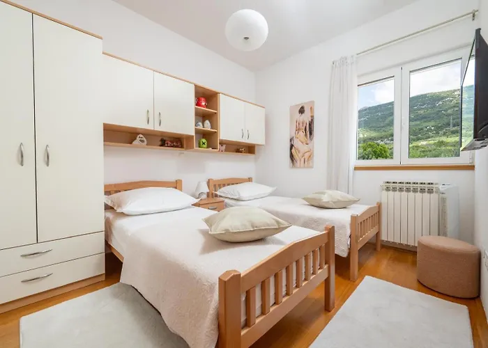 Willa Oliva Kaštela