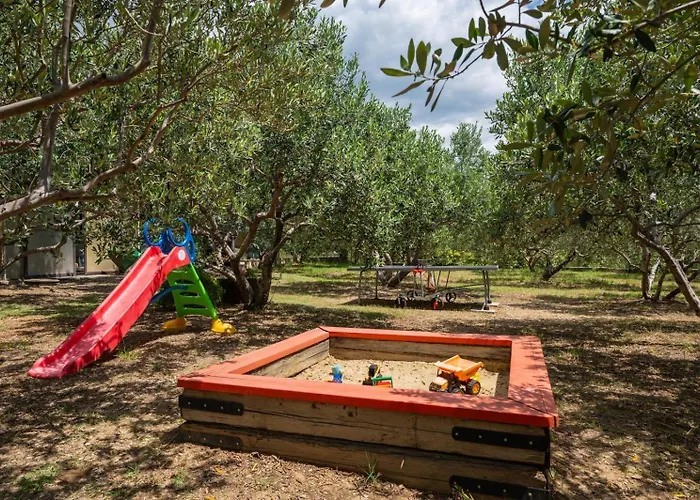 Willa Oliva Kaštela